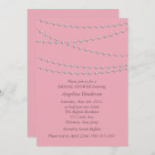 ピンクのウェディングシャワーの繊細なパール 招待状 (正面/裏面)