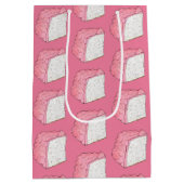 ピンクのエンジェル フード スポンジ ケーキ スライス 焼き物 食いしん坊 ミディアムペーパーバッグ (裏面)