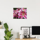 ピンクのオリエンタルユリの花の写真 ポスター (ホームオフィス)