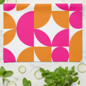 ピンクのオレンジ色の幾何学中央世紀のパターン キッチンタオル (折り畳み)