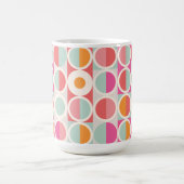 ピンクのオレンジ色の青い幾何学的パターン コーヒーマグカップ (中央)