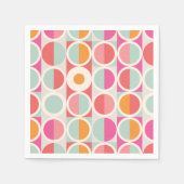 ピンクのオレンジ色の青い幾何学的パターン スタンダードカクテルナプキン (正面)