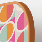 ピンクのオレンジ色の青い幾何学的パターン ピックルボールラケット (左詳細)