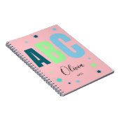 ピンクのオーダーメイド女の子の学校用品 名前入り ノートブック (右側)