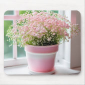 ピンクのカスミソウの花束 マウスパッド (正面)