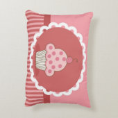 ピンクのカップケーキのデザイン アクセントクッション (裏面(縦))