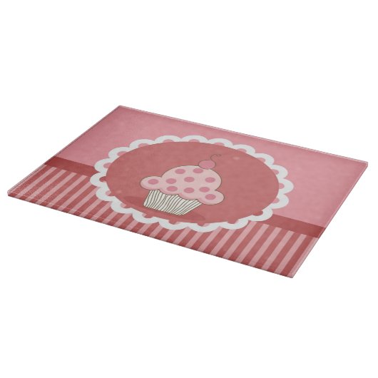 ピンクのカップケーキのデザイン カッティングボード (角)