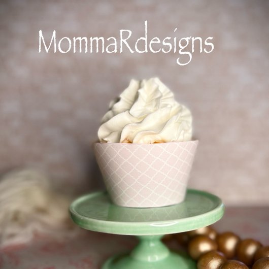 ピンクのカップケーキラッパー、赤ちゃんシャワーカップケーキ