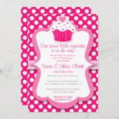 ピンクのカップケーキ ポルカドット 女の子 ベビーシャワー 招待状 (正面/裏面)
