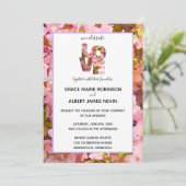 ピンクのカバザクラの花が咲く結婚式への招待状 招待状 (スタンド正面)