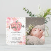 ピンクのカボチャの水彩ガール写真 1歳の誕生日 招待状 (スタンド正面)
