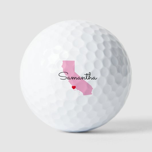 ピンクのカリフォルニア州の形の赤いハート ゴルフボール (正面)
