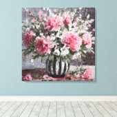 ピンクのカーネーションフローラフラワーアレンジメントブラック キャンバスプリント (インサイチュ (ウッドフロア))