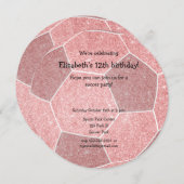 ピンクのガーリーサッカーをテーマにした誕生日パーティー 案内状 (正面/裏面)