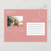 ピンクのガーリー水色フローラシックな花の女の子 インビテーションポストカード (裏面)