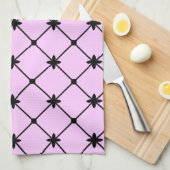 ピンクのキッチンタオルにブラッククロスパターン キッチンタオル (四つ折り)