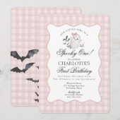 ピンクのギンガムチェックのプレッピーなゴースト  スプーキー ワン ファーストバースデー 招待状 (正面/裏面)