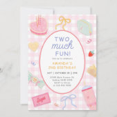 ピンクのギンガムチェック "Two Much Fun" 女の子の2歳の誕生日 招待状 (正面)