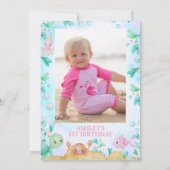 ピンクのクジラの写真ワンダーザ・シー1歳の誕生日 招待状 (裏面)