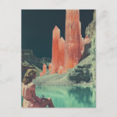 ピンクのクリスタル山脈を持つ超現実的な女性 ポストカード (正面)