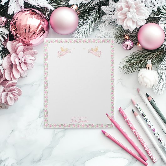 ピンクのクリスマスの天使たち|お名前入り ノートパッド