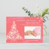ピンクのクリスマスの新生児の女の子の写真の発表 シーズンカード (スタンド正面)