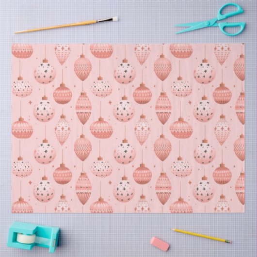 ピンクのクリスマスオーナメントと星のクリスマス 薄葉紙 (クラフト)