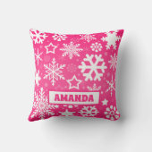 ピンクのクリスマススノーフレークのパターンの子供の名前 クッション (裏面)