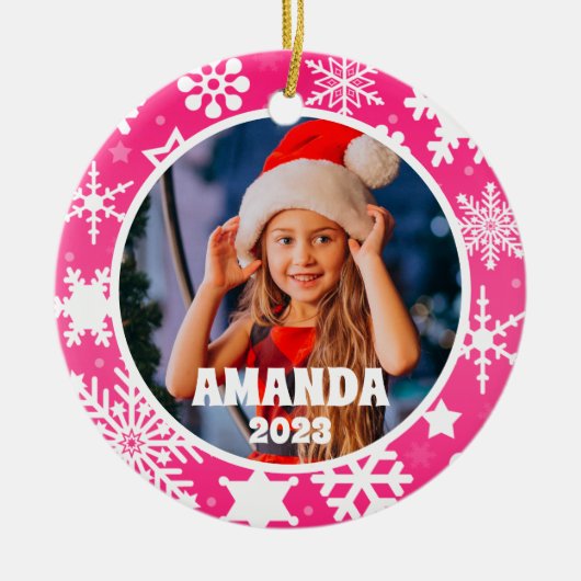 ピンクのクリスマススノーフレークパーソナライズされたキッズ写真 セラミックオーナメント (正面)