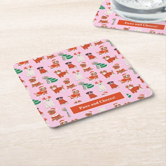 ピンクのクリスマスドッグパーソナライズされたズポーズと応援 スクエアペーパーコースター (アングル)