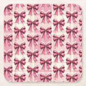 ピンクのクリスマスプレイドサンタボウズ スクエアペーパーコースター (正面)