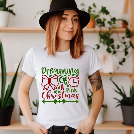 ピンクのクリスマスTシャツの夢 Tシャツ