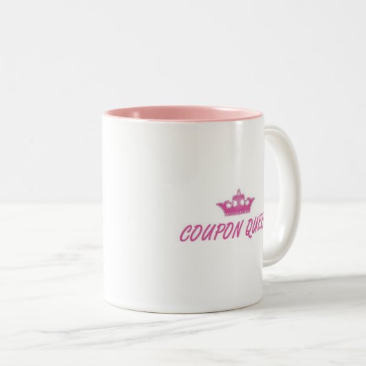 ピンクのクーポンの女王のコーヒー・マグ ツートーンマグカップ (正面右)