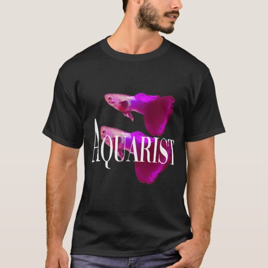 ピンクのグッピー Tシャツ (正面)