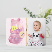 ピンクのグミベア2つの甘い女の子の写真2番目の誕生日 招待状 (スタンド正面)