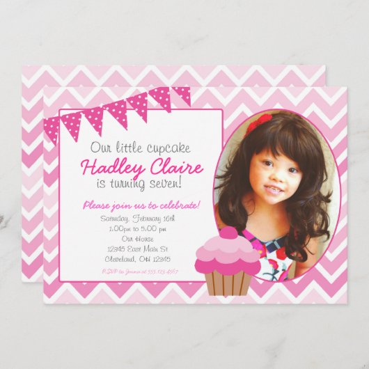 ピンクのグラデーションなカップケーキの誕生日の招待の招待状 招待状 (正面/裏面)