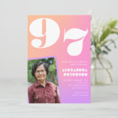 ピンクのグラデーションレトロ写真97歳の誕生日 招待状 (スタンド正面)