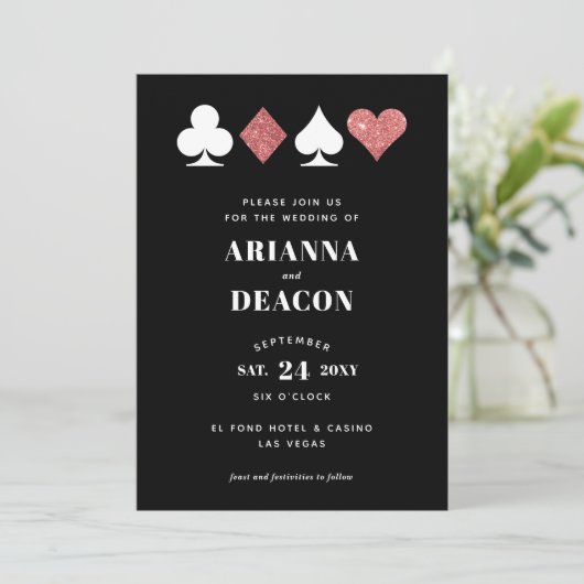 ピンクのグリッターが付いたモダンなカジノの結婚式招待状 招待状 (スタンド正面)