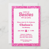 ピンクのグリッター人形をテーマにした誕生日 招待状 (正面)