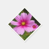 ピンクのコスモスの花ワイルドフラワー スタンダードカクテルナプキン (角)