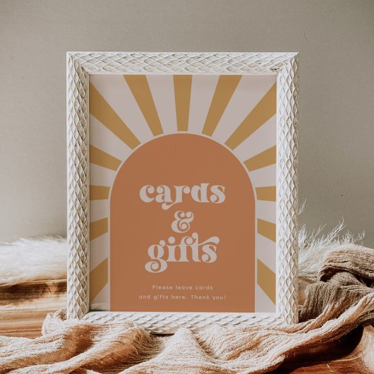 ピンクのサンカードとギフトサイン