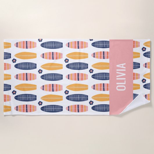 ピンクのサーフボードと花をサーフアップ ビーチタオル (正面)