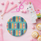 ピンクのサーフボードと花をサーフアップ ペーパープレート (パーティー)