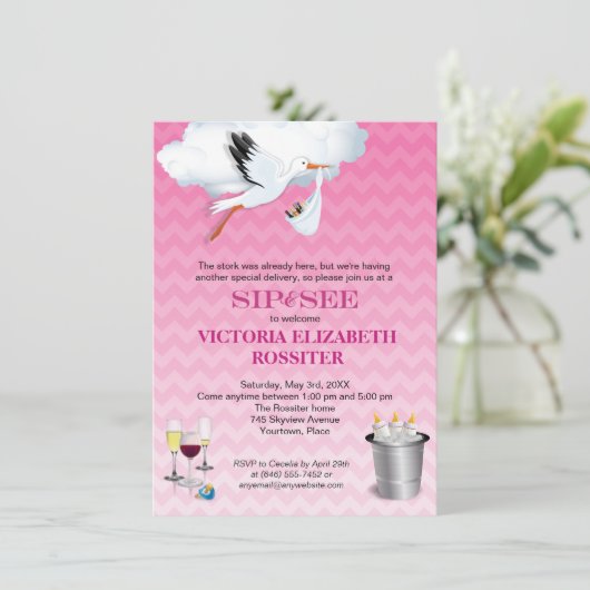 ピンクのシェブロンのこうのとりのベビーの一口はパーティーに会い、 招待状 (スタンド正面)