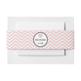 ピンクのシェブロンまたはカラーを選択 招待状ベリーバンド