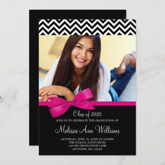 ピンクのシェブロン写真卒業発表 招待状 (正面/裏面)