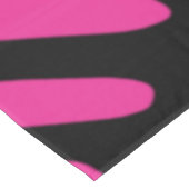 ピンクのシマウマ テーブルクロス (アングル)