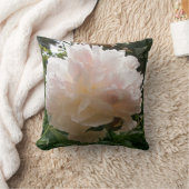 ピンクのシャクヤクの花 クッション (ブランケット)