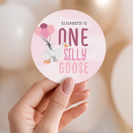ピンクのシリーガチョウ 1歳の誕生日 ラウンドシール