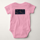 ピンクのジャージーベビー服デザイン ベビーボディスーツ (裏面)